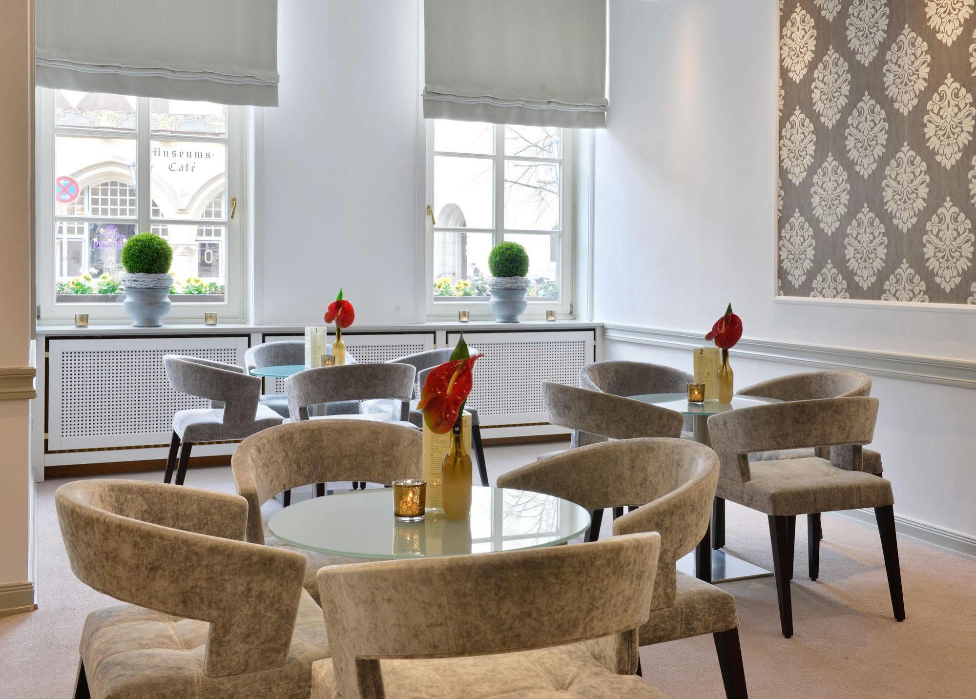 Celler Hof Hotel Eksteriør billede